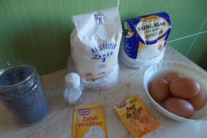 Desert prajitura cu mac si crema de lamaie