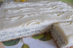 Desert prajitura cu mac si crema de lamaie