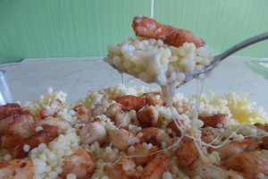 Piept de pui cu mozzarella si cus-cus, la cuptor