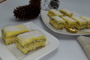 Desert prajitura cu mac si crema de vanilie