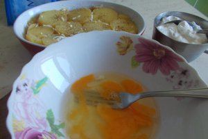 Cartofi cu mozzarella, la cuptor