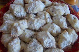 Desert cornulete fragede, cu rahat