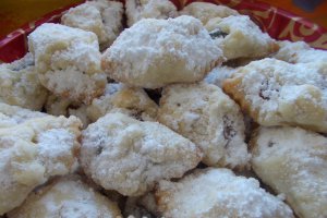 Desert cornulete fragede, cu rahat