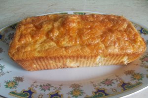 Aperitiv chec cu branzeturi si rosii cherry