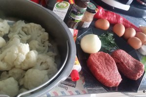 Tajina tunisiana cu conopida si carne