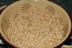 Fasole mixata cu ceapa caramelizata