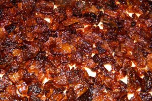 Fasole mixata cu ceapa caramelizata