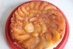 Desert tort de gutui, cu frisca - reteta nr. 400