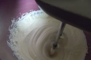 Desert tort de gutui, cu frisca - reteta nr. 400