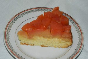 Desert prajitura rasturnata cu gutui - reteta nr. 800