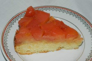 Desert prajitura rasturnata cu gutui - reteta nr. 800