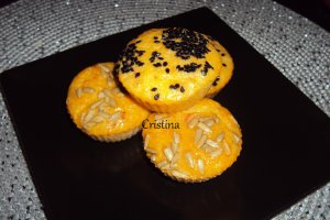 Aperitiv briose cu cascaval si bacon