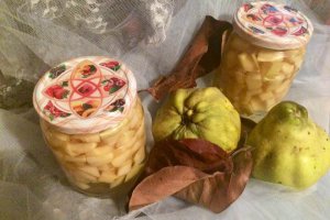 Compot de gutui