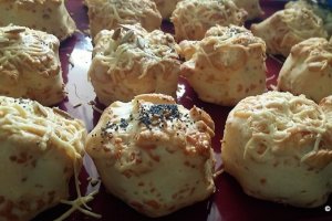 Aperitiv pogacele unguresti cu cascaval / Pogacsa