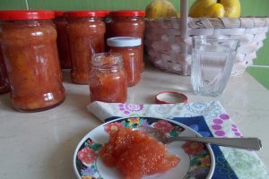 Gem de gutui, cu scortisoara si anason stelat