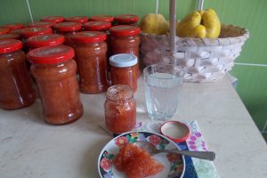 Gem de gutui, cu scortisoara si anason stelat