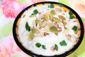 Salata de ton cu iaurt si seminte