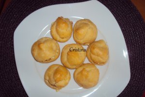 Aperitiv choux cu omleta