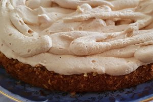 Desert carrot cake