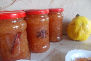 Dulceata de gutui, cu scortisoara si anason stelat