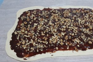 Desert spirale cu ciocolata si nuca