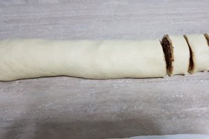 Desert spirale cu ciocolata si nuca