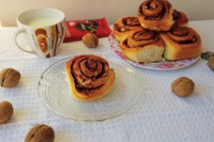 Desert spirale cu ciocolata si nuca