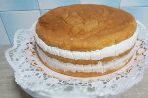 Desert tort diplomat cu doua creme