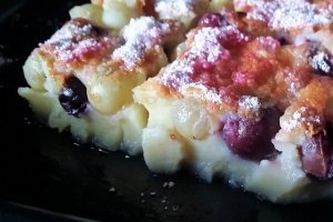 Desert clafoutis cu struguri