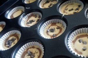 Desert muffins cu ciocolata si vanilie
