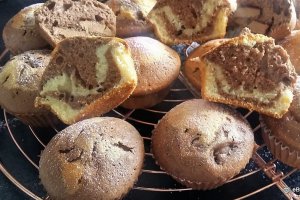 Desert muffins cu ciocolata si vanilie