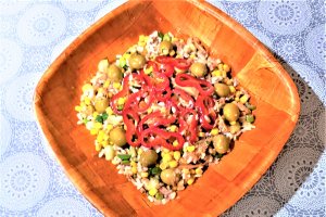Salata de ton cu orez