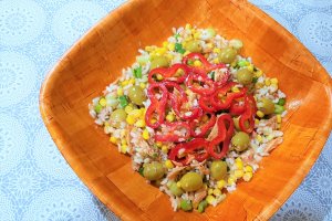 Salata de ton cu orez