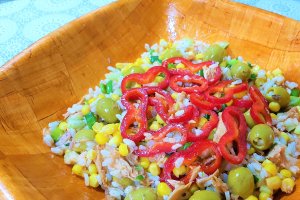 Salata de ton cu orez