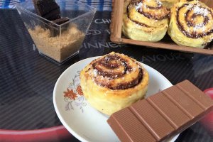 Desert melci cu biscuiti si ciocolata