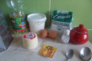 Aperitiv briose cu cascaval