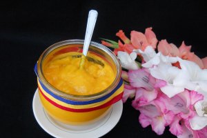 Desert lemon curd