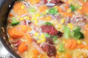 Orez cu carne de vitel si legume
