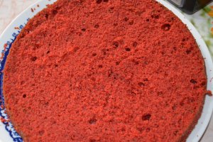 Tort Red Velvet, cu crema de branza si lamaie