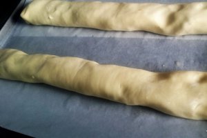 Desert strudel cu mere, nuci si fistic