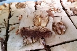 Desert brownie cu nuci