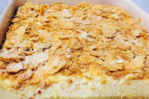 Desert placinta cu branza dulce sarata si aluat foietaj