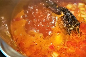 Ciorba taraneasca - cu peste afumat