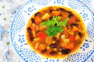 Ciorba taraneasca - cu peste afumat