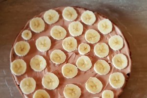 Desert tort cu crema Oreo si banane