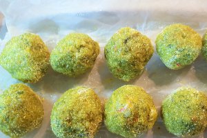 Arancini cu orez, spanac si surimi - chiftelute de orez Mihaela