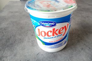 Desert placinta cu crema de branza (fromage blanc)