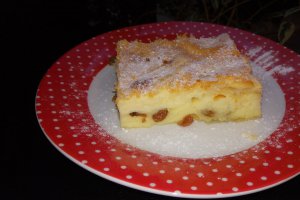 Desert placinta cu crema de branza (fromage blanc)
