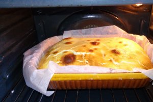Desert placinta cu crema de branza (fromage blanc)