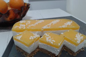 Cheesecake cu clementine si lamaie